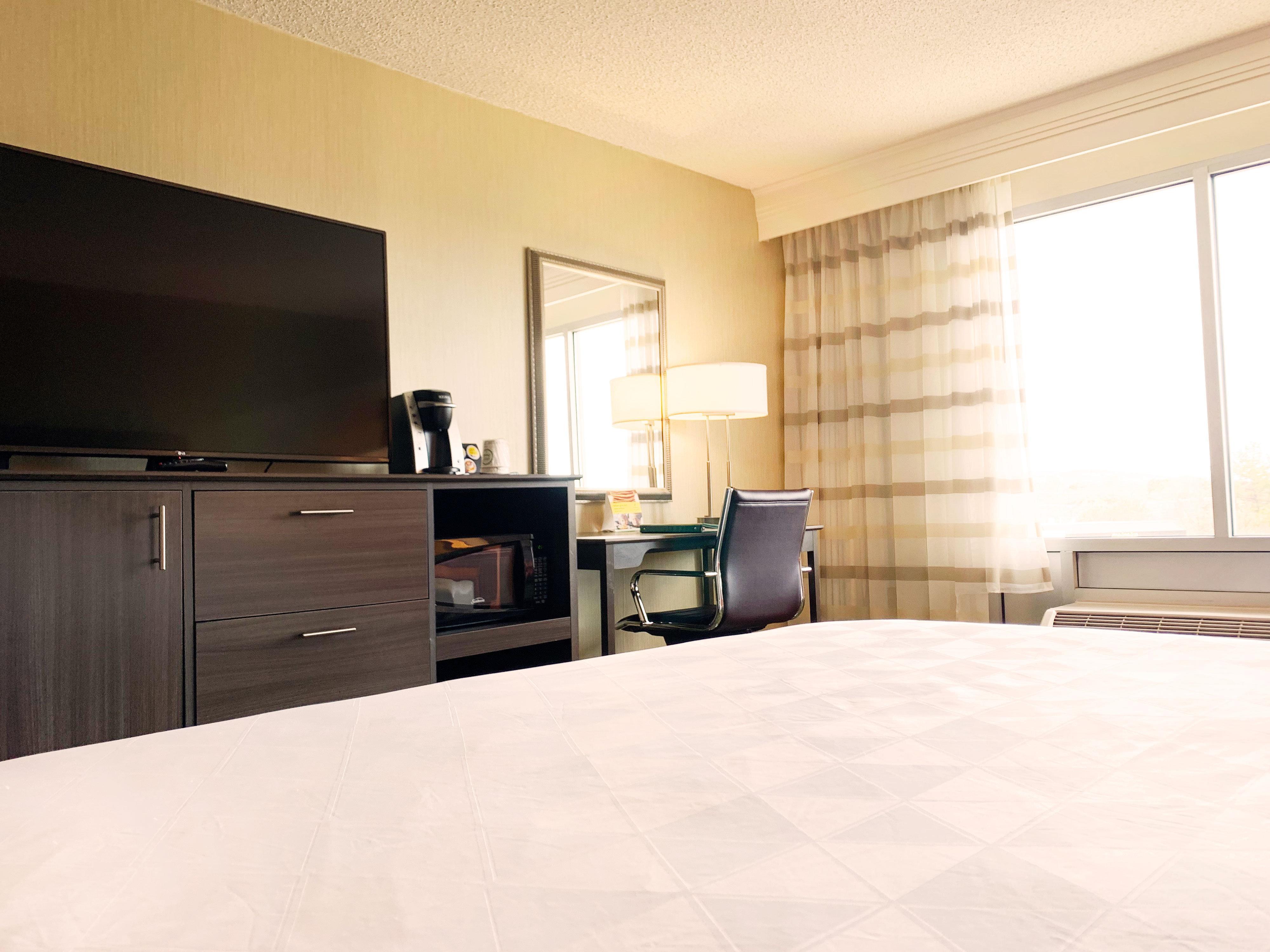 Holiday Inn University Area Charlottesville By Ihg Экстерьер фото