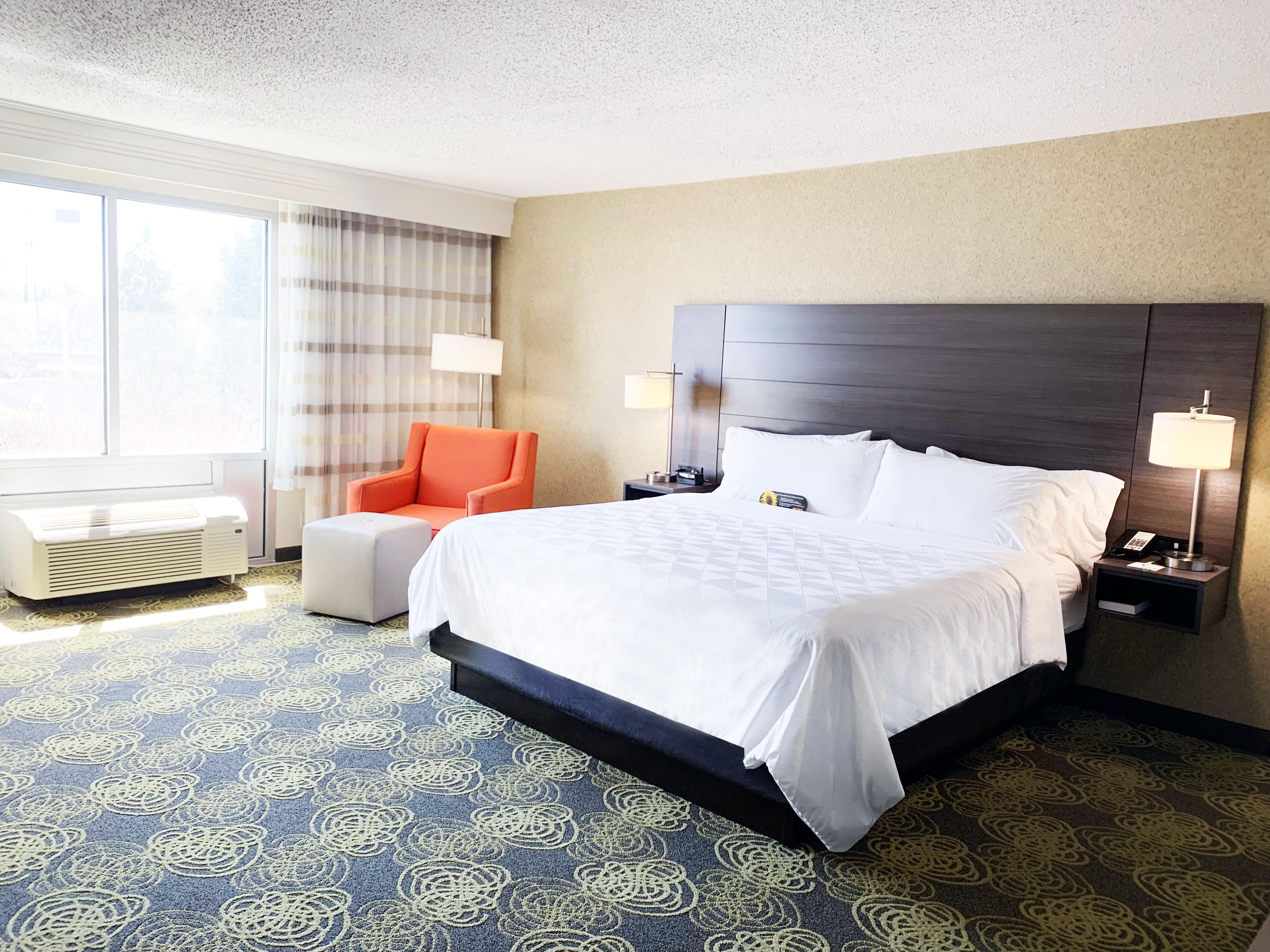 Holiday Inn University Area Charlottesville By Ihg Экстерьер фото