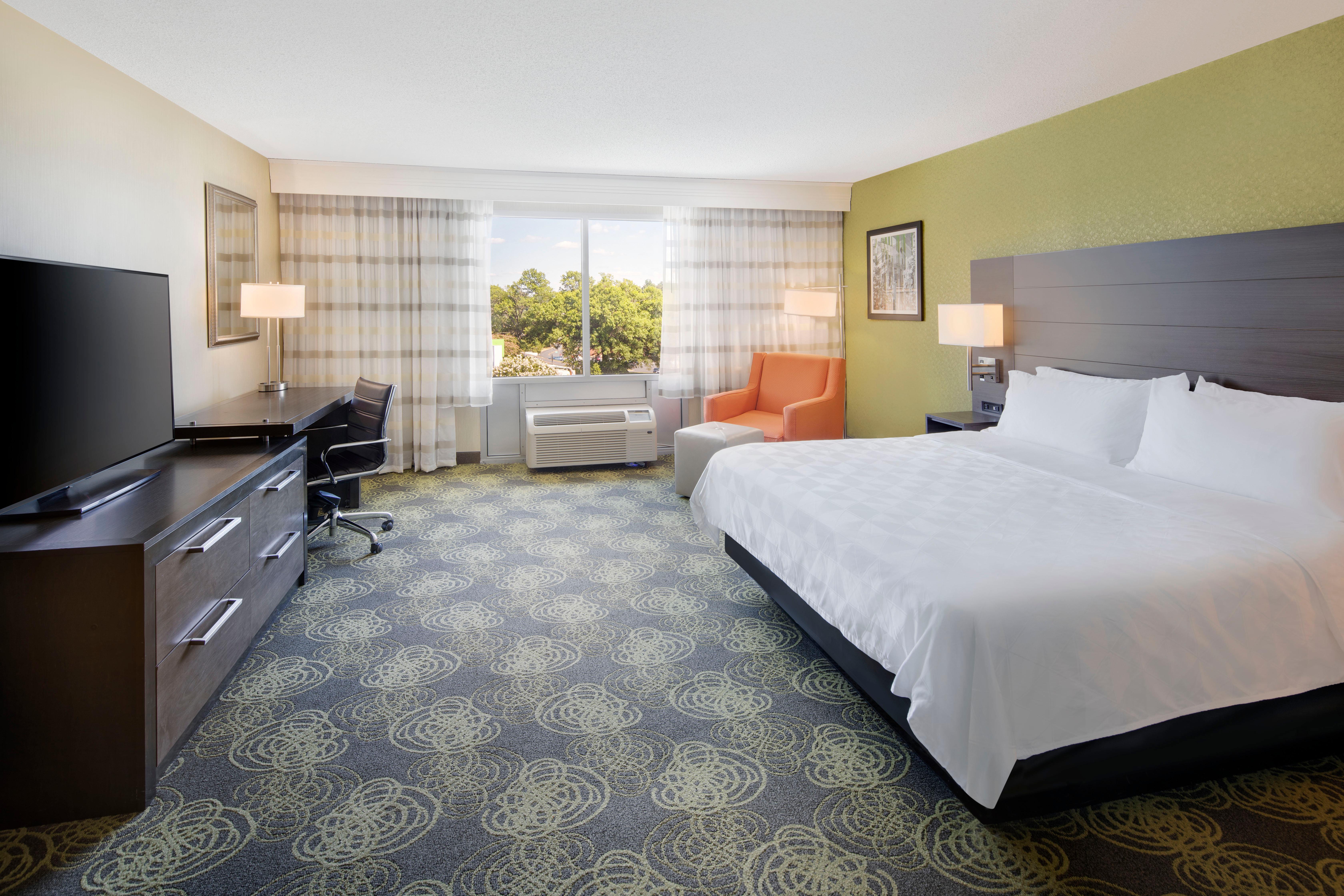 Holiday Inn University Area Charlottesville By Ihg Экстерьер фото