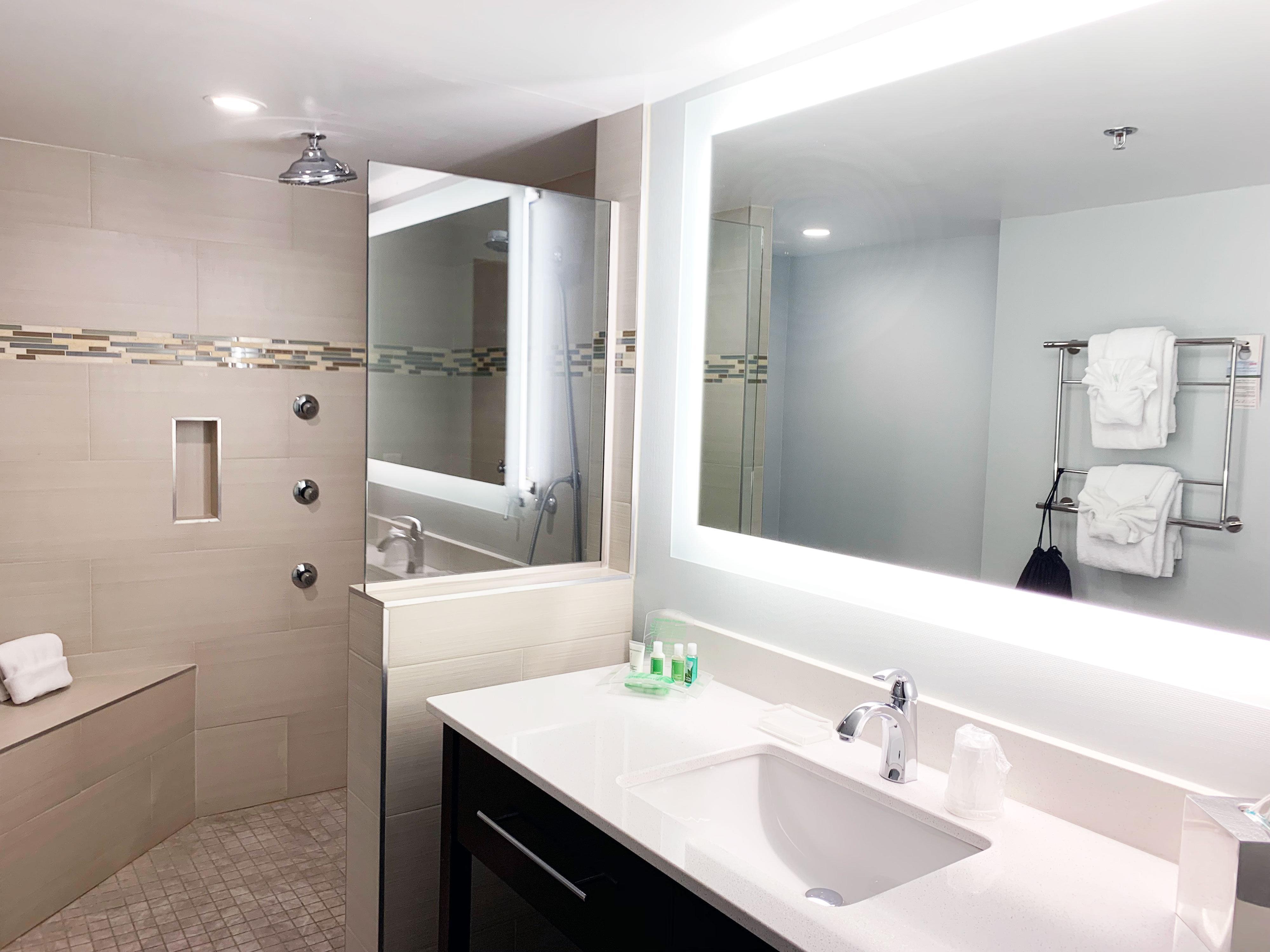 Holiday Inn University Area Charlottesville By Ihg Экстерьер фото