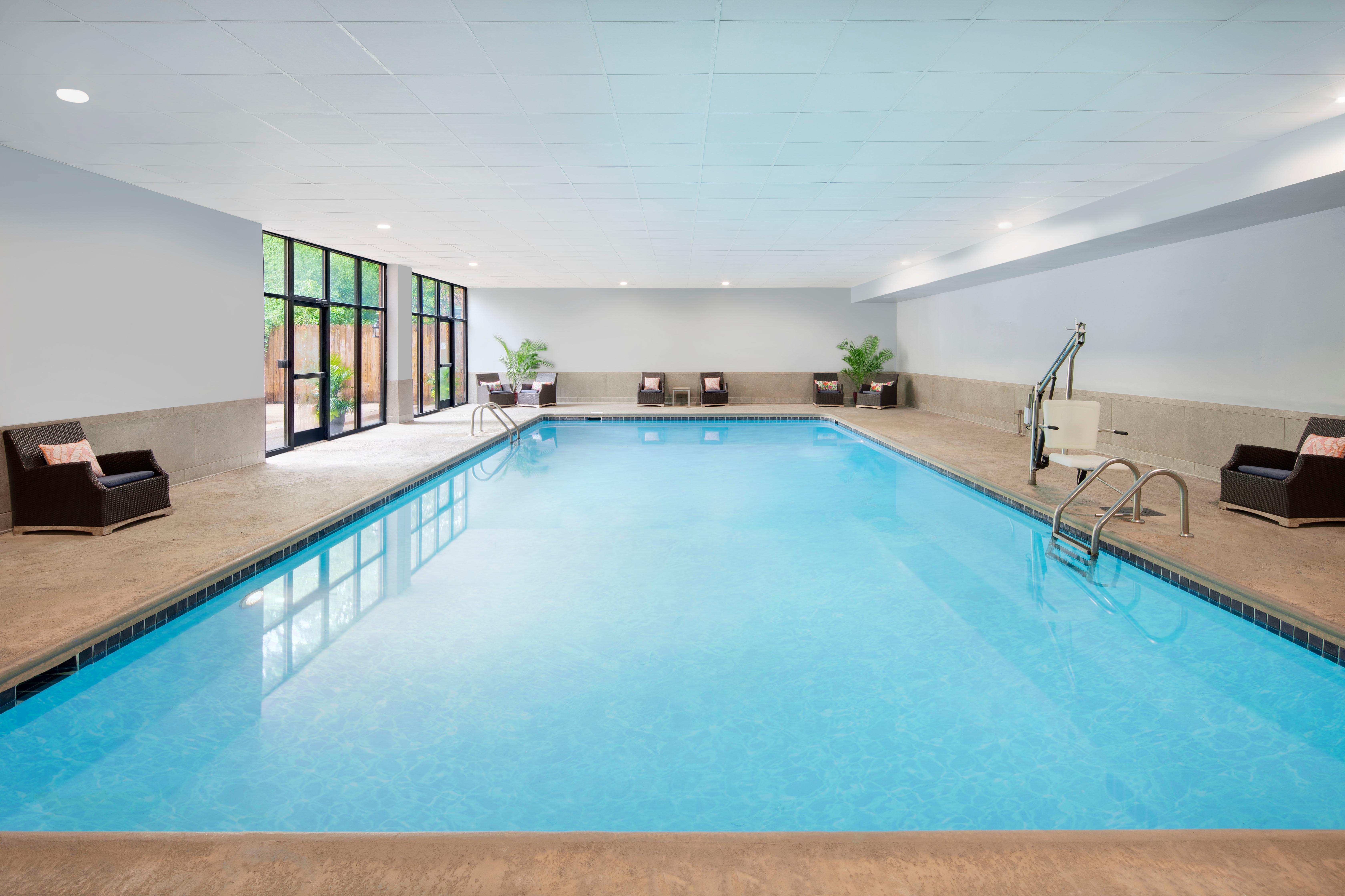 Holiday Inn University Area Charlottesville By Ihg Экстерьер фото