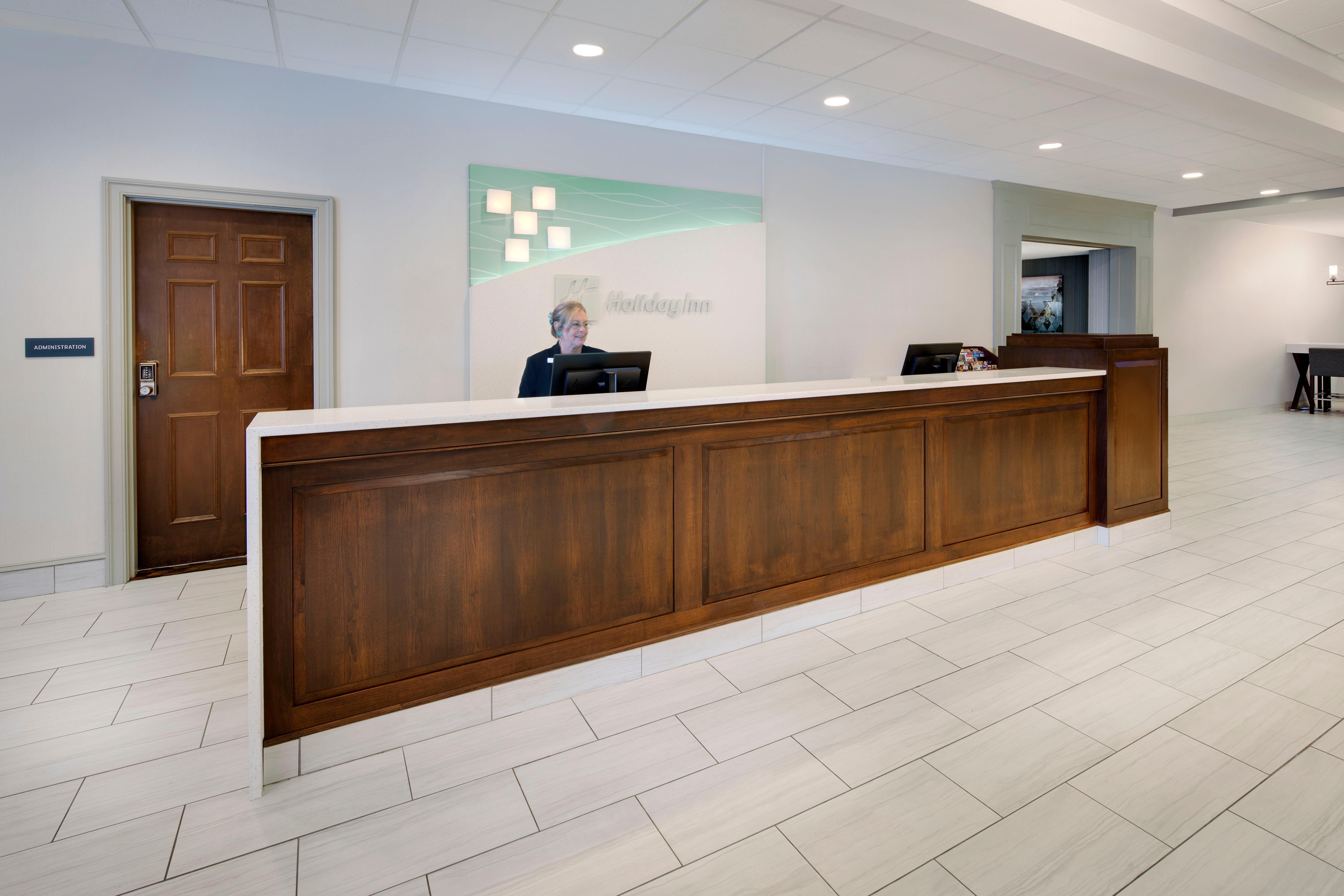 Holiday Inn University Area Charlottesville By Ihg Экстерьер фото
